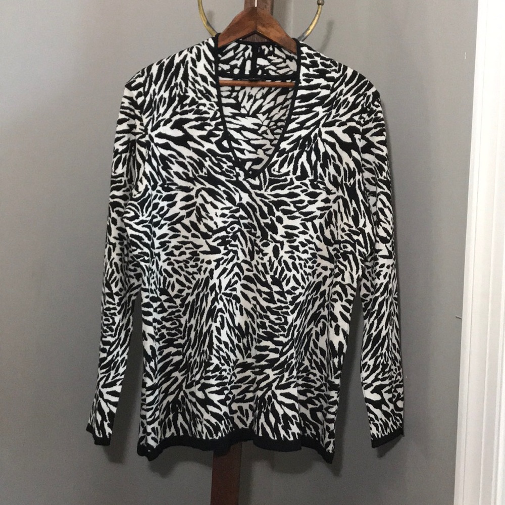 Dana Buchman Signature 100% Cotton Sweater - L
